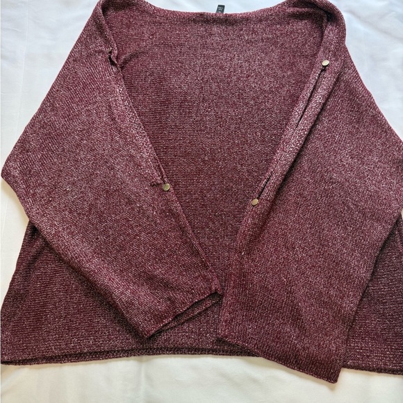 The Limited Women's Maroon Sweater Size XL - Picture 3 of 4